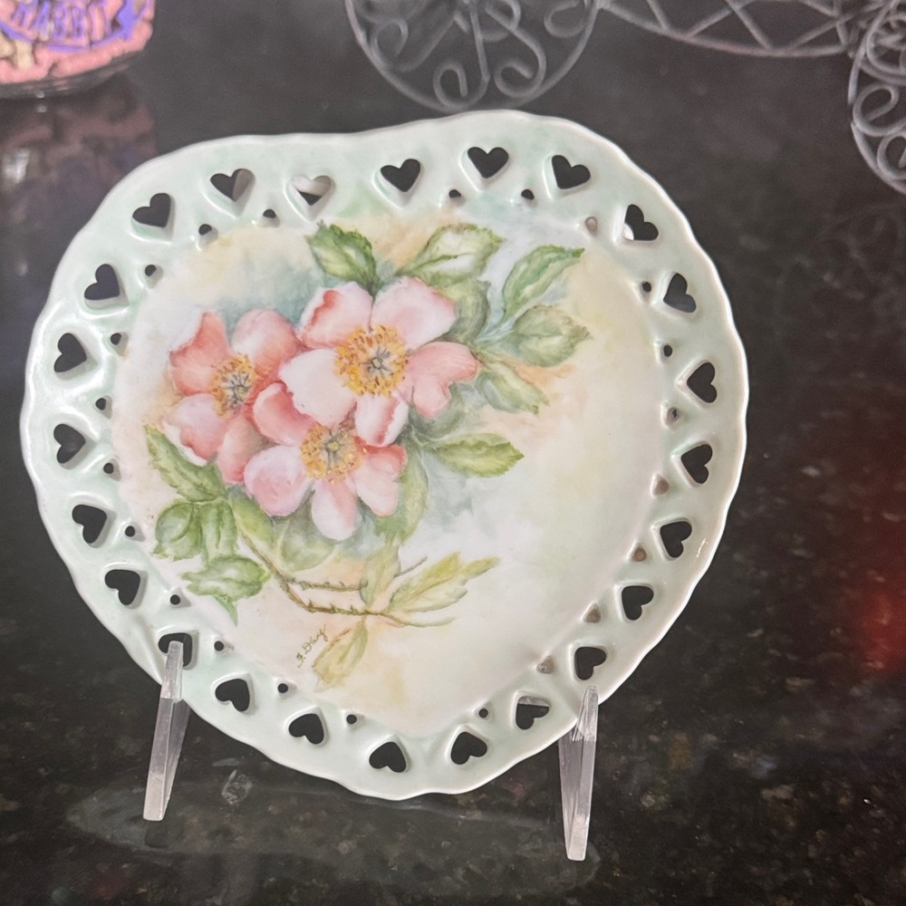 Vintage HAND PAINTED Pink Roses on Heart Shaped w/Heart Lace Edged Plate 1980s